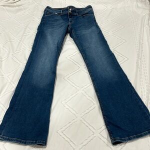 barely worn aeropostale flare jeans!